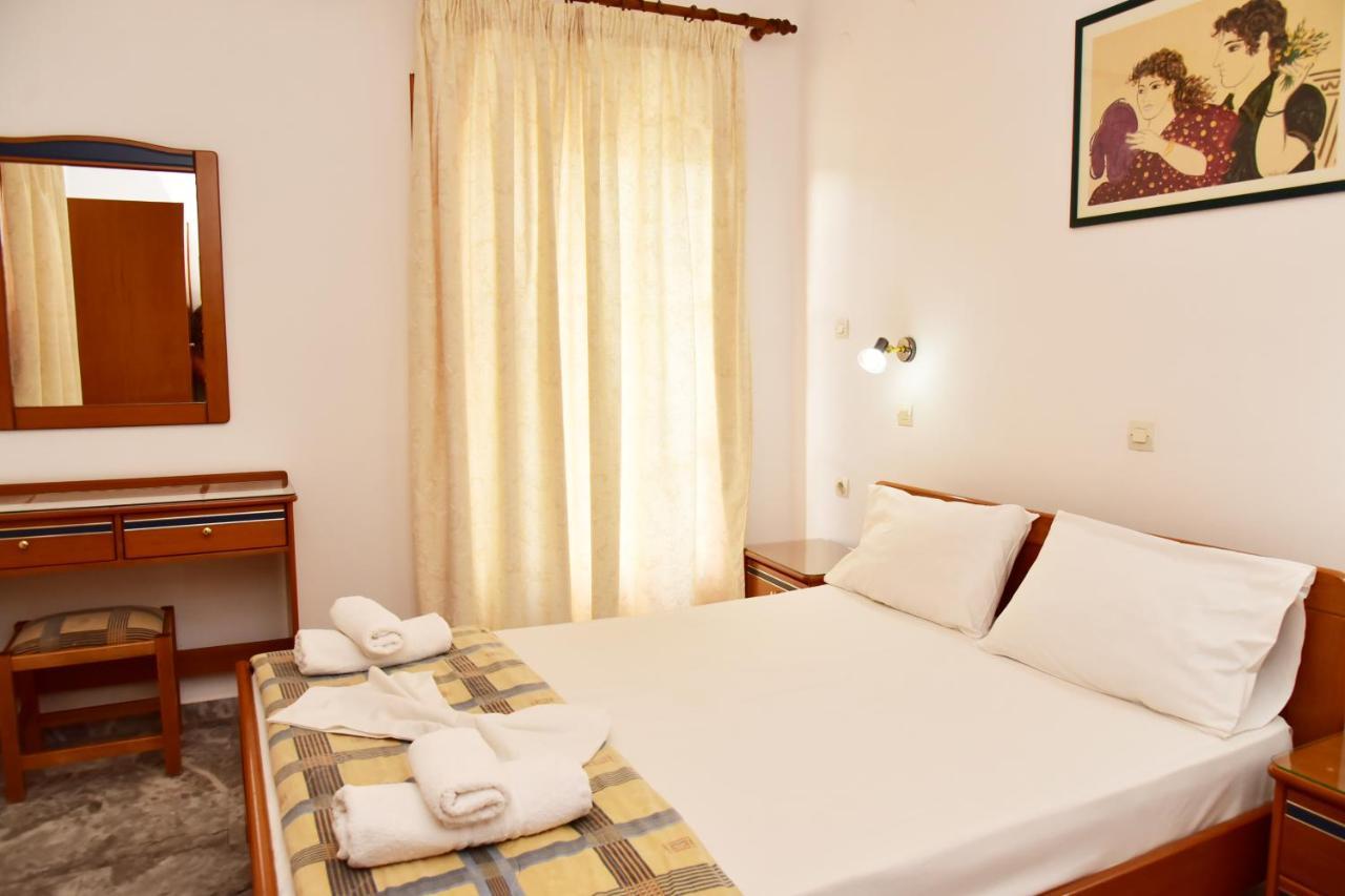 Filoxenia Apartments 2 Палиохора Екстериор снимка