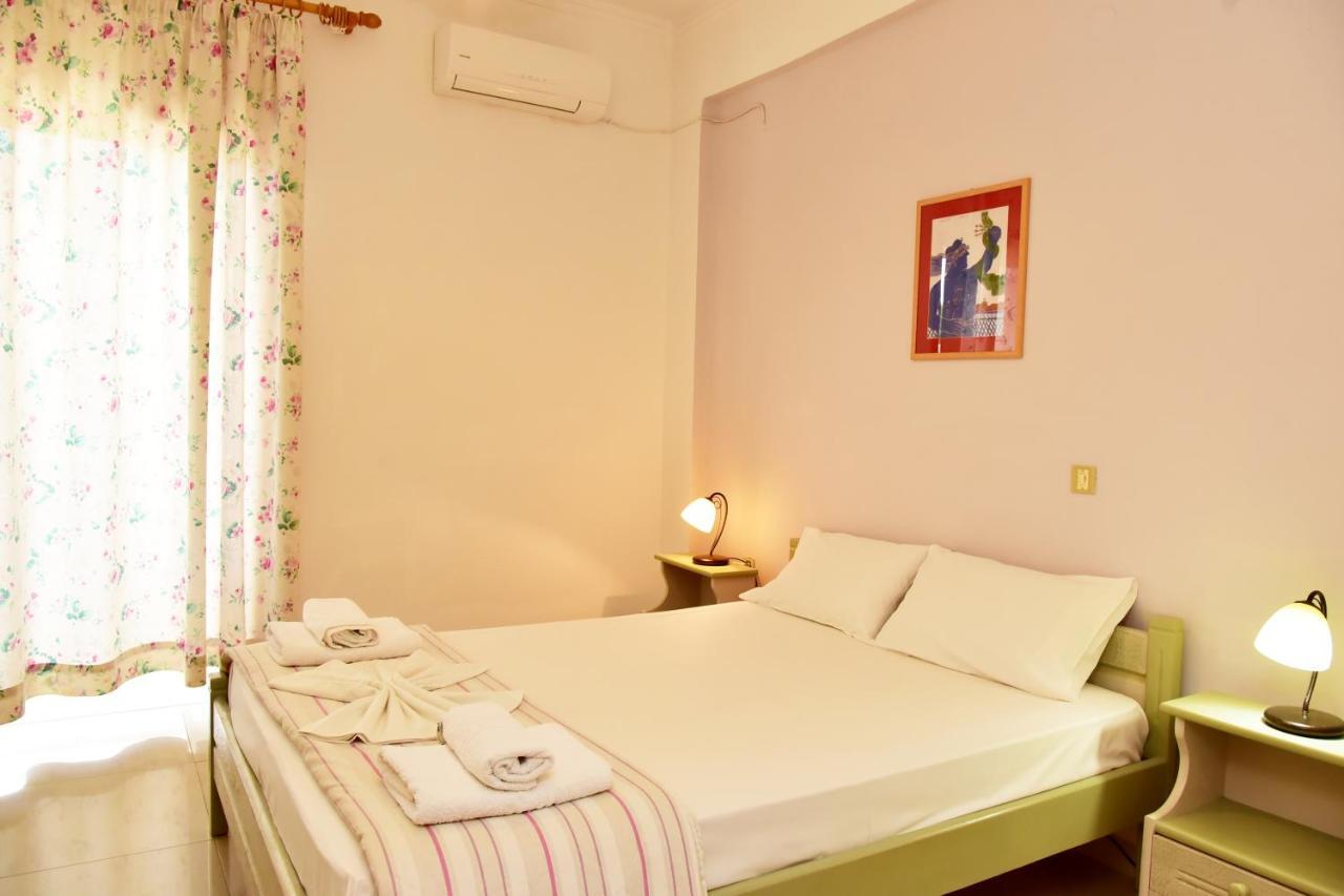 Filoxenia Apartments 2 Палиохора Екстериор снимка