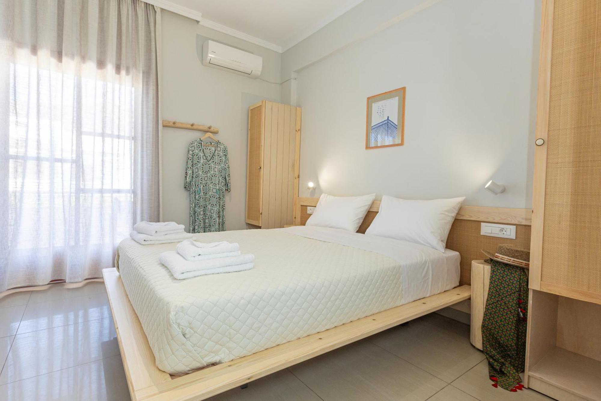 Filoxenia Apartments 2 Палиохора Екстериор снимка