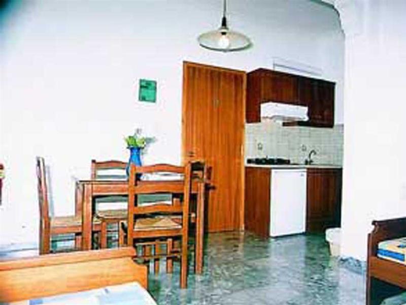 Filoxenia Apartments 2 Палиохора Екстериор снимка