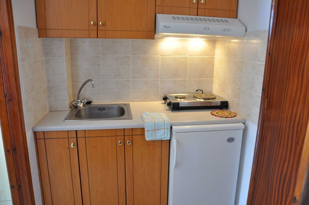 Filoxenia Apartments 2 Палиохора Екстериор снимка