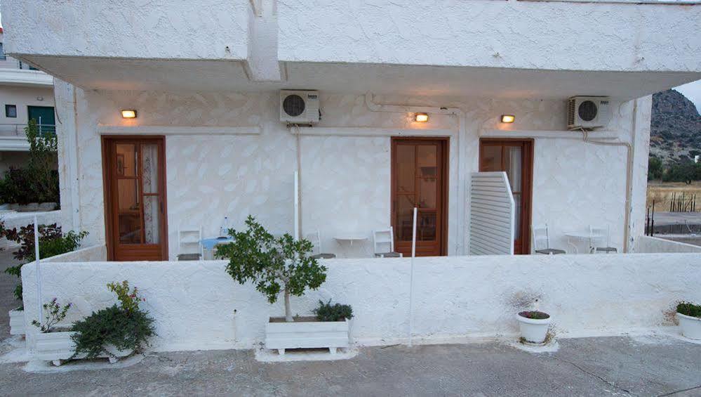 Filoxenia Apartments 2 Палиохора Екстериор снимка